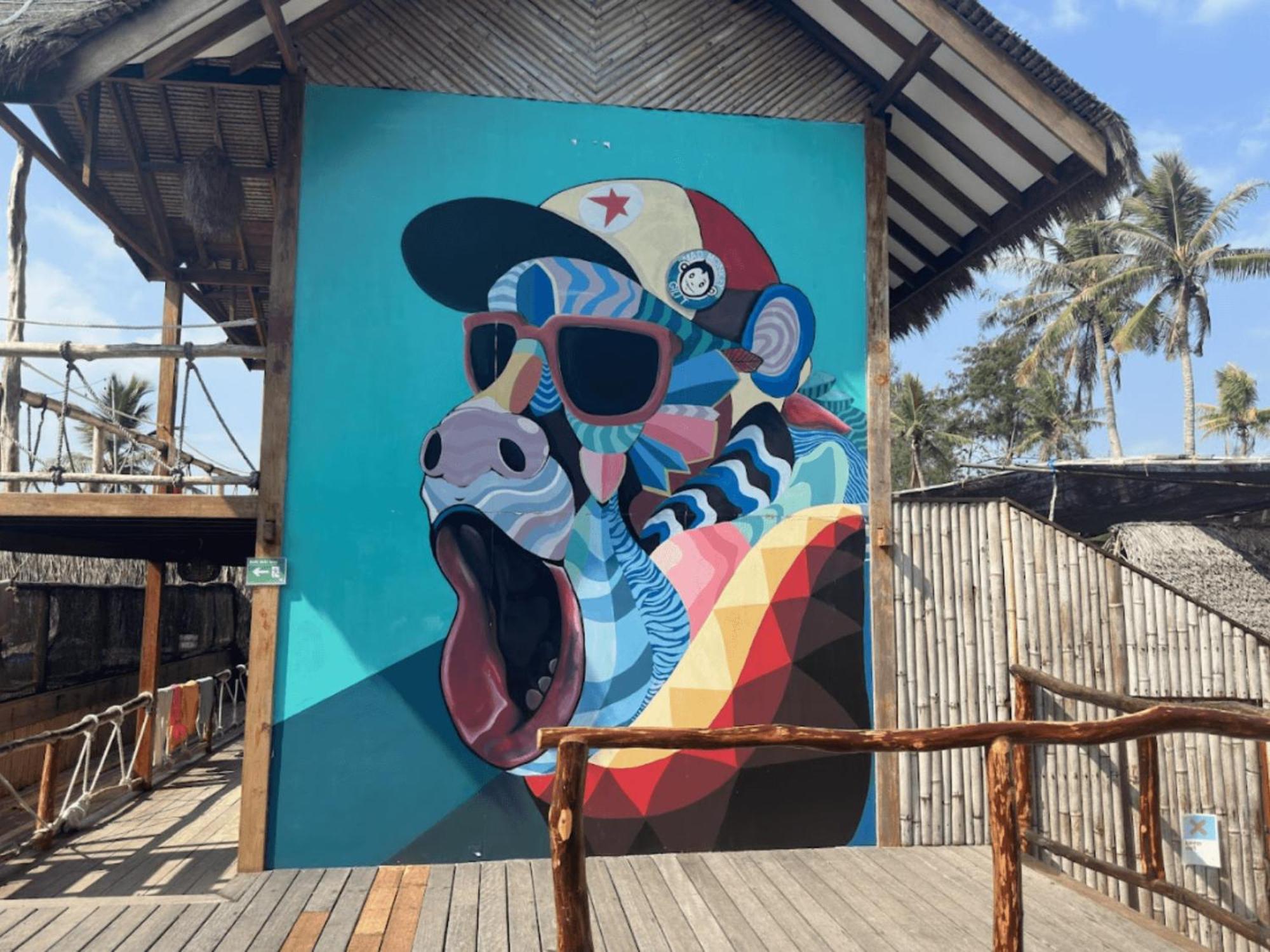 Mad Monkey Gili Trawangan Hostel Luaran gambar Mural by artist, 2019