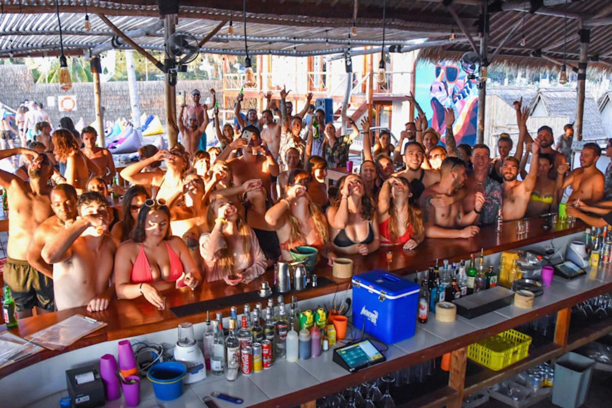 Mad Monkey Gili Trawangan Hostel Luaran gambar